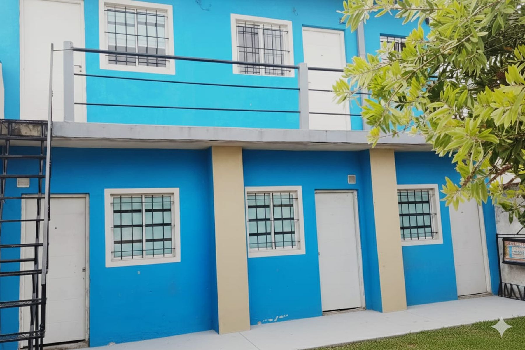 DOS AMBIENTES / PLANTA ALTA  / LOS ANDES 1200 / BERNAL