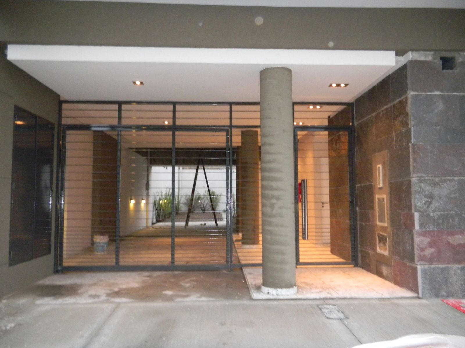 DOS AMBIENTES CONTRAFRENTE