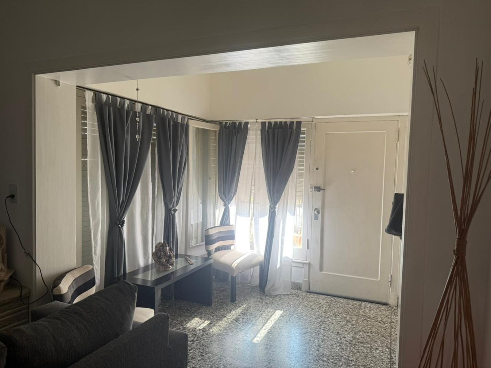 casa tres ambientes con patio