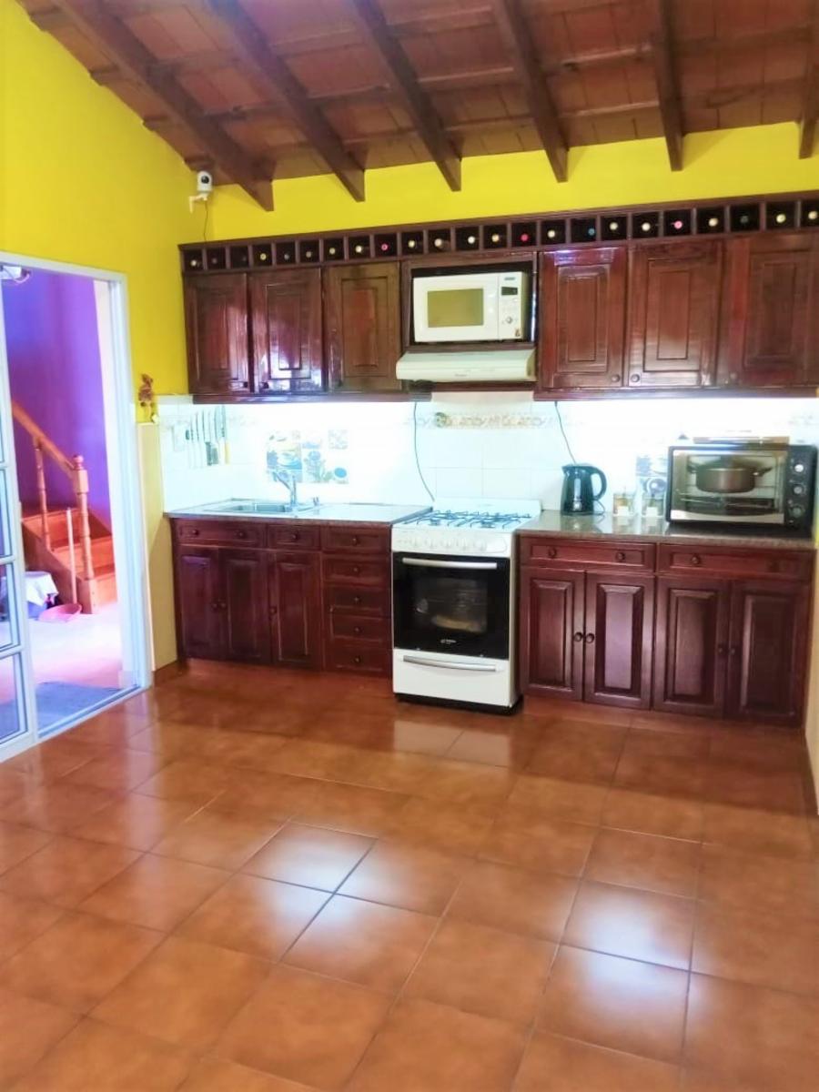 Casa 4 ambientes en Quilmes