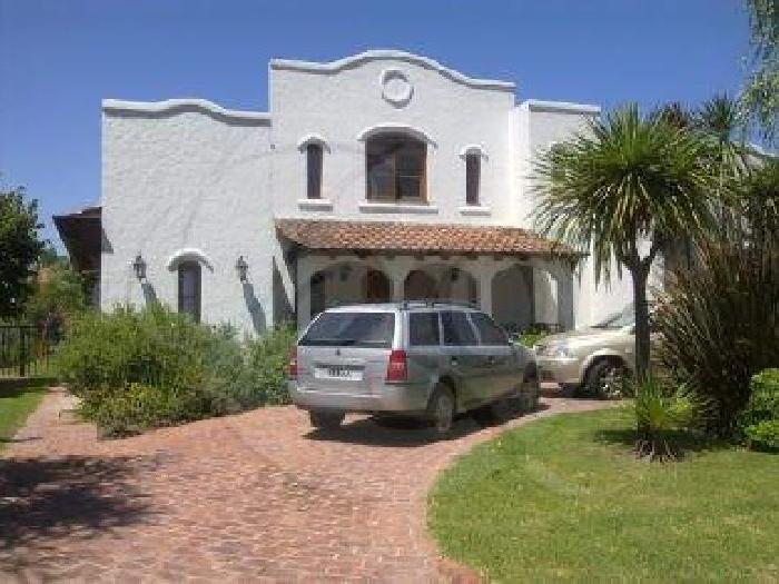 Casa en Venta en Barrio Privado La Lomada de Pilar, Pilar, Buenos Aires