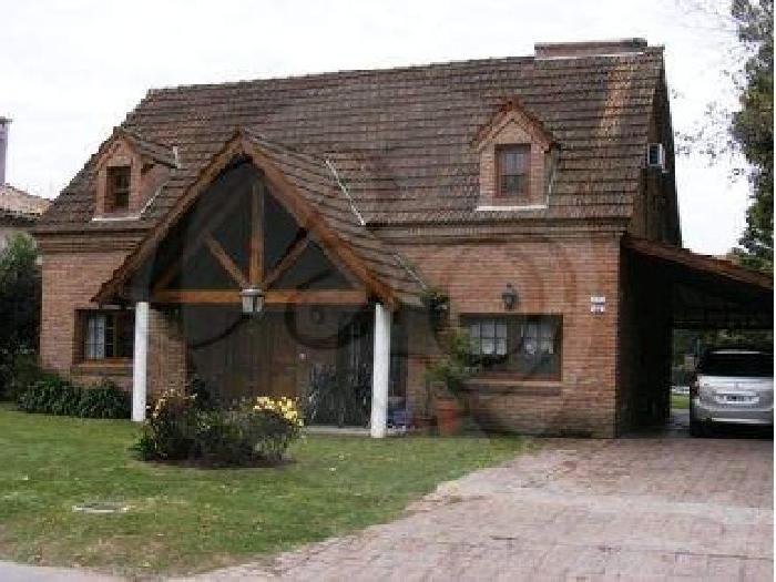 Casa en Venta en Country Club Village Golf Tennis Club, Pilar, Buenos Aires