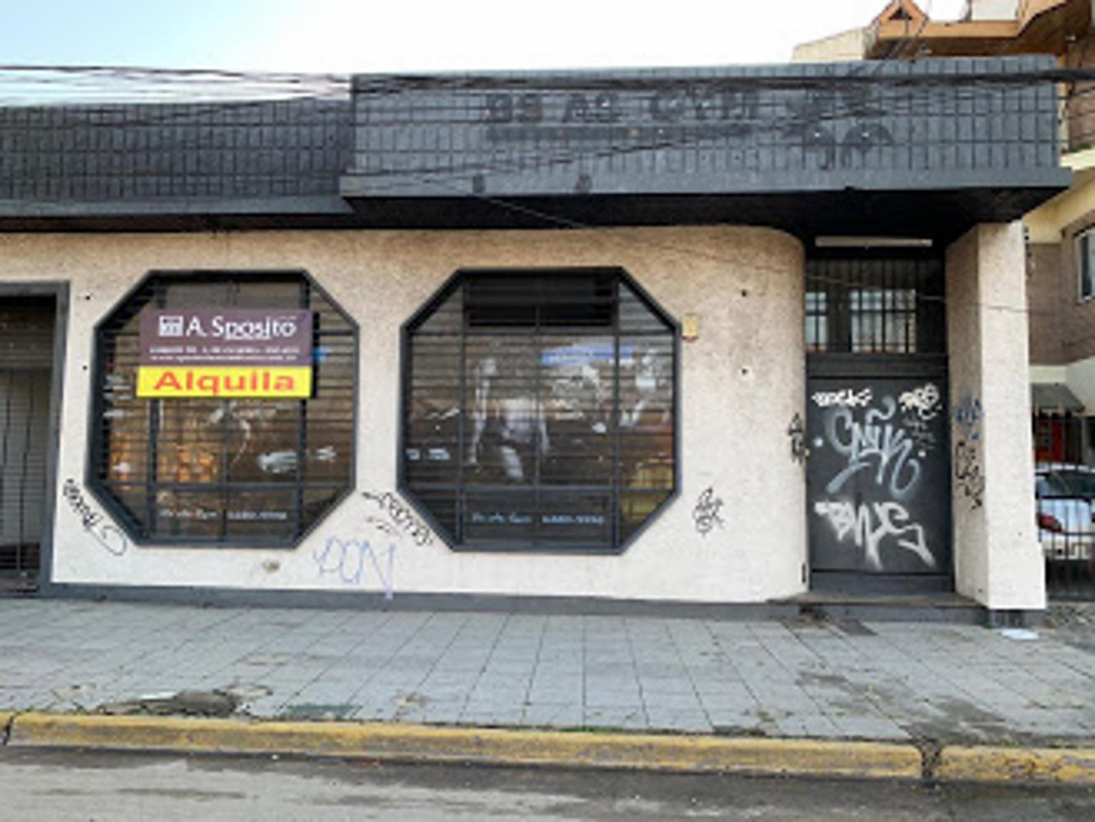 EXCELENTE LOCAL EN ALQUILER-LOMAS DE ZAMORA