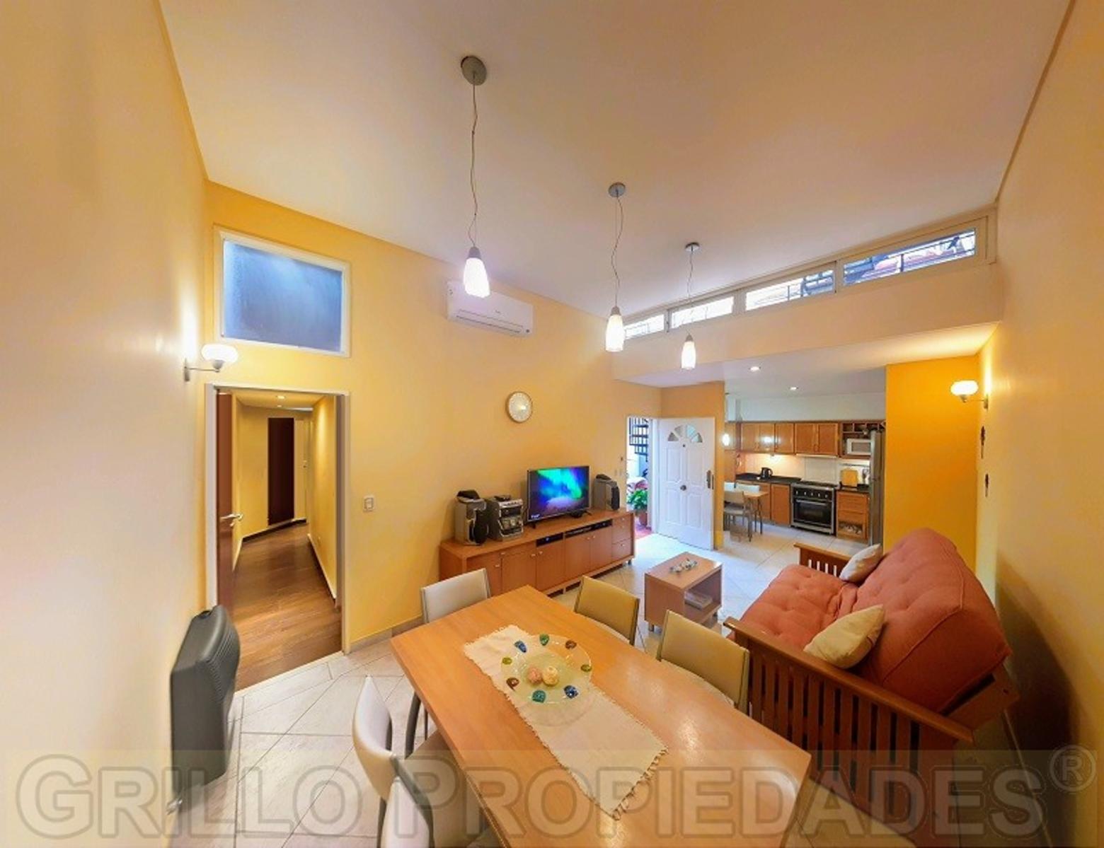 Guardia Nacional 1894. Casa tres ambientes en lote propio. 98m2. Cochera, lavadero y terraza.