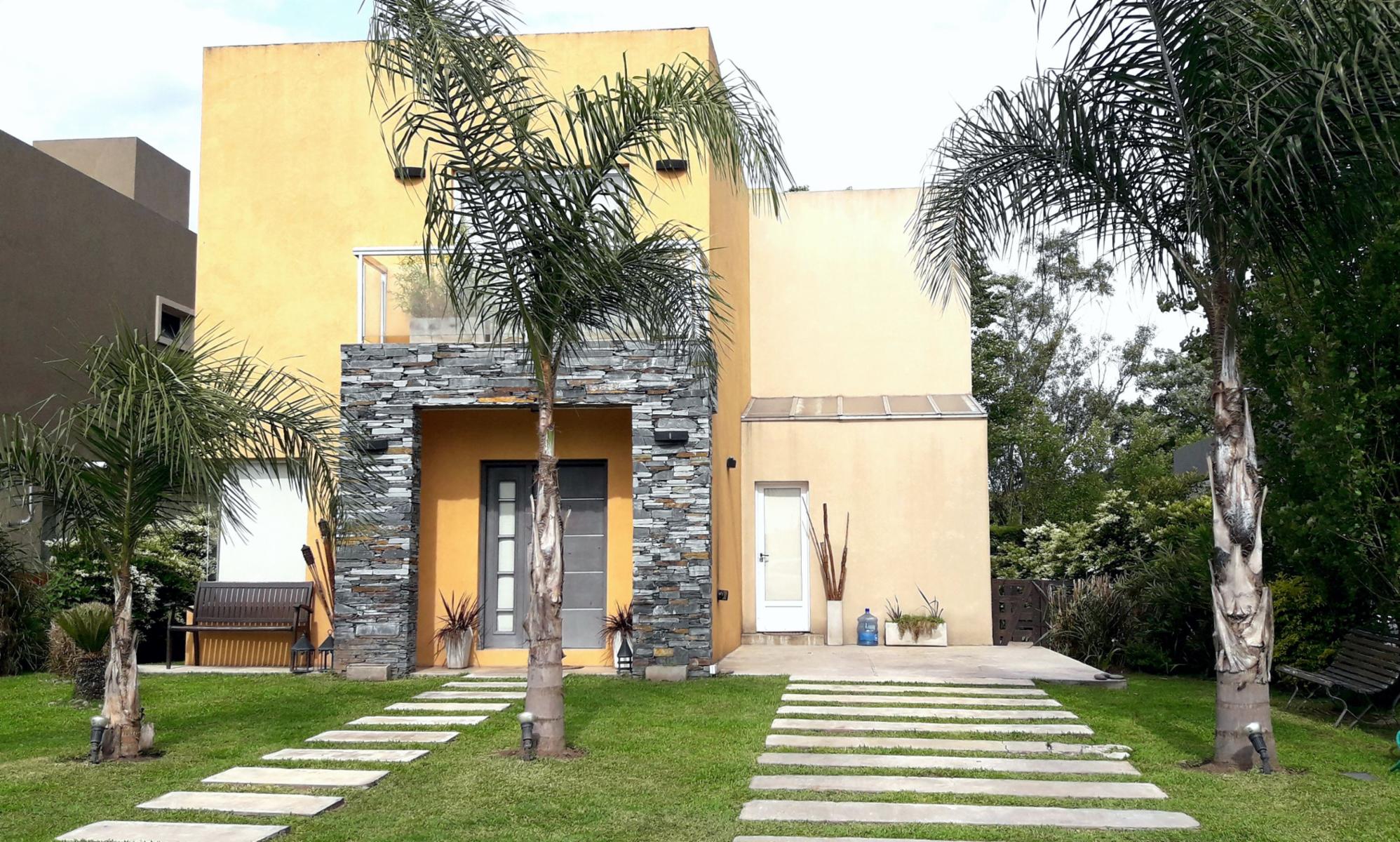 Divina casa 4 ambientes en Haras María Victoria