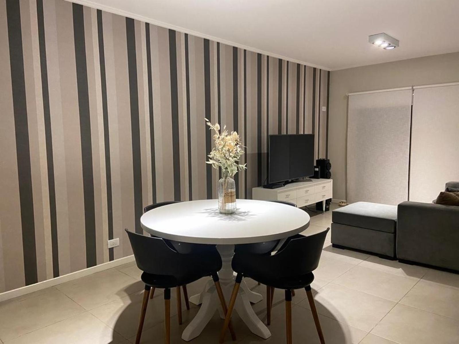 Excelente Se vende Semipiso todo al frente 2 unidades Juntas Monoambiente + 3 ambientes Super Divino