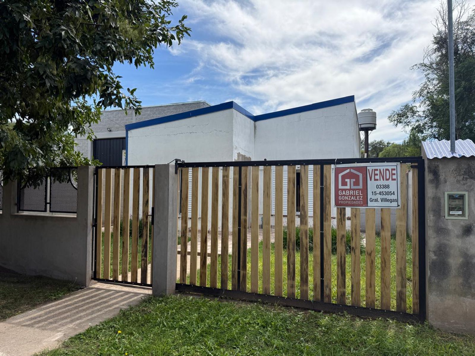 Casa de un dormitorio. Moderna construcción.