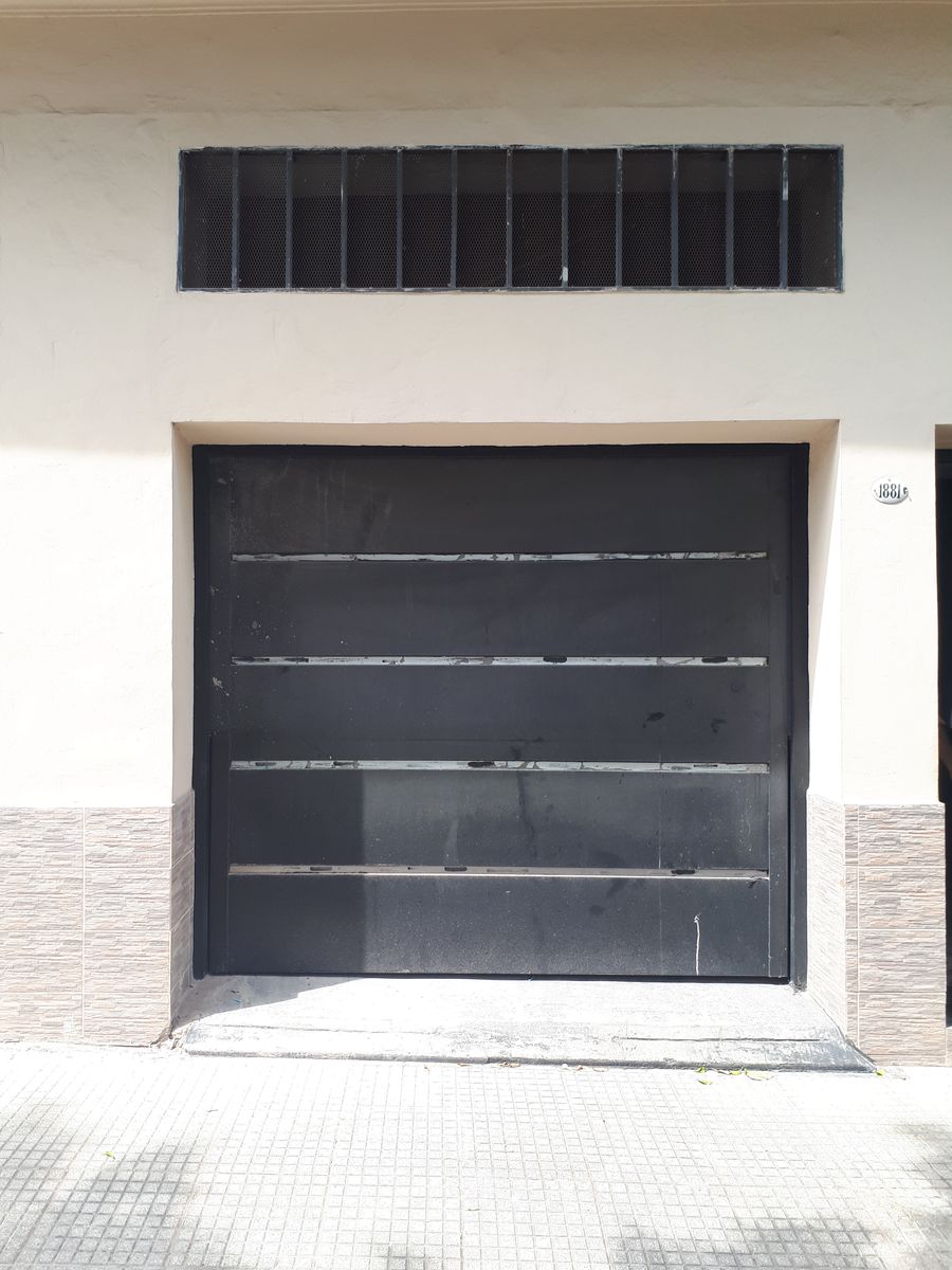 P.H. 5 Amb 1º piso x escal Fte 188 m2 Local o Garaje 3 bñ quincho Tza