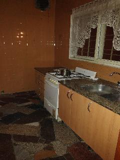 ALQUILER - VILLA MADERO - PH 4 AMBIENTES CON PATIO AL FRENTE - SIN EXPENSAS