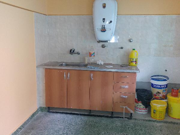 ALQUILER - VILLA MADERO - PH 3 AMBIENTES CON PATIO AL FRENTE