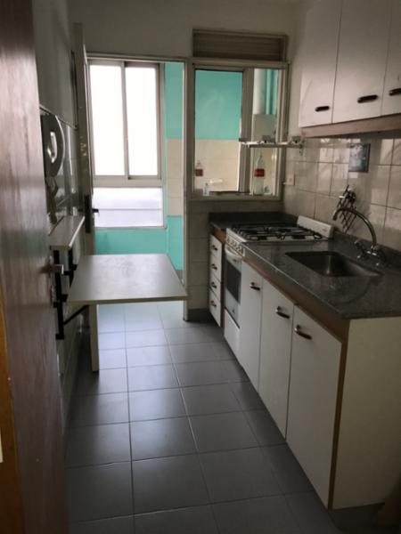 ALQUILER - VILLA MADERO - DEPARTAMENTO DE  3 AMBIENTES CON BALCON, LAVADERO  y COCHERA CUBIERTA .-
