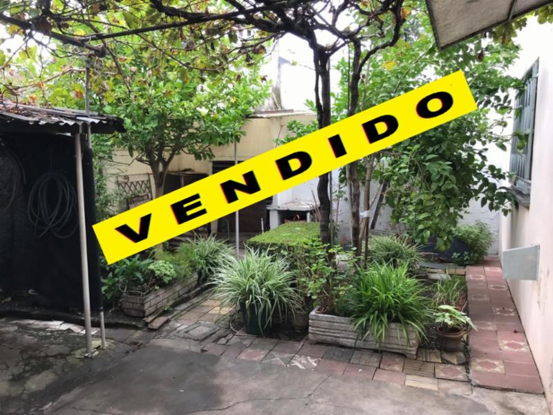 VENTA - VILLA MADERO - CASA MULTIFAMILIAR A RECICLAR