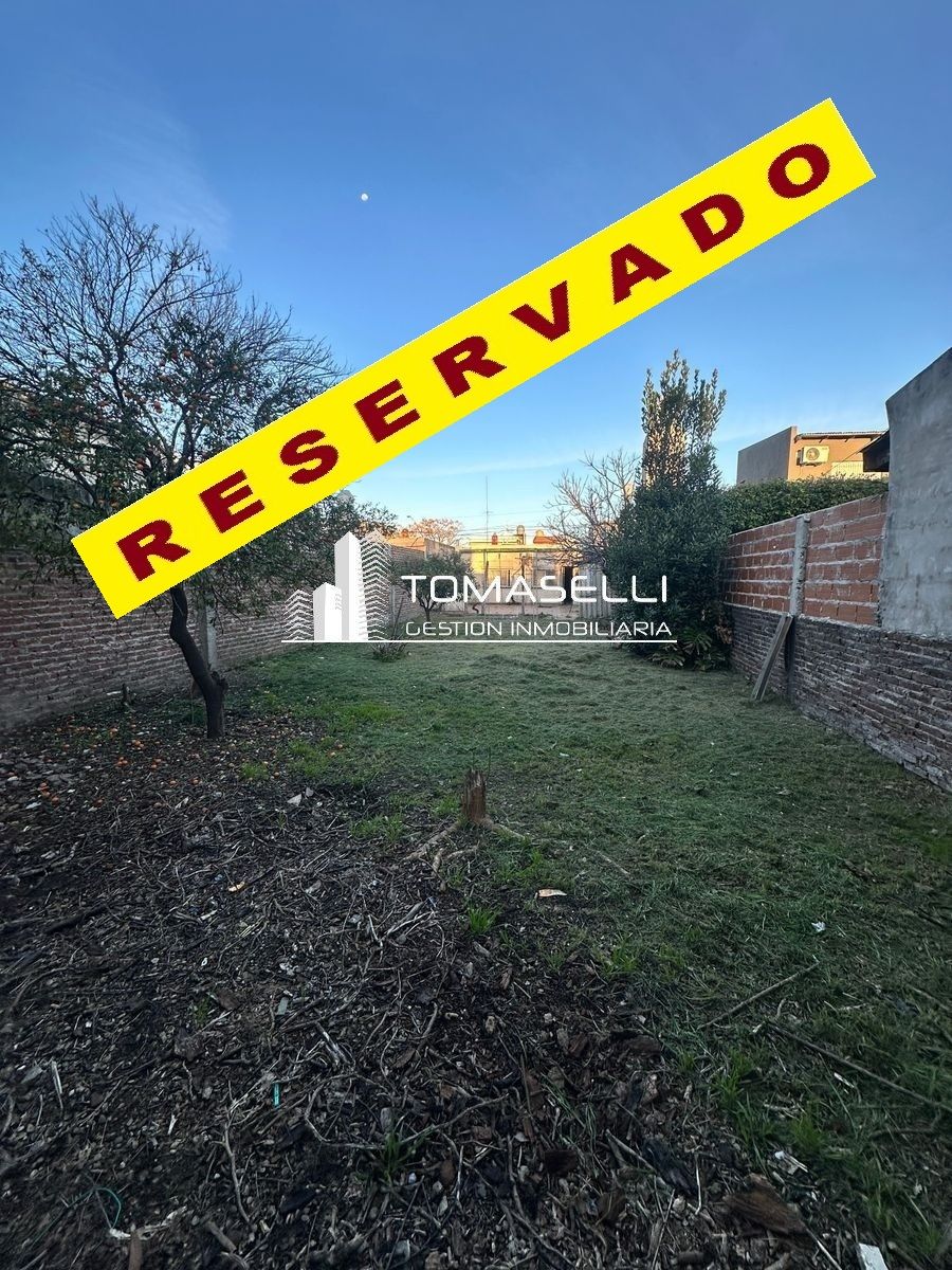 VENTA - CASA 4 AMBIENTES A REFACCIONAR - CON FINANCIACION
