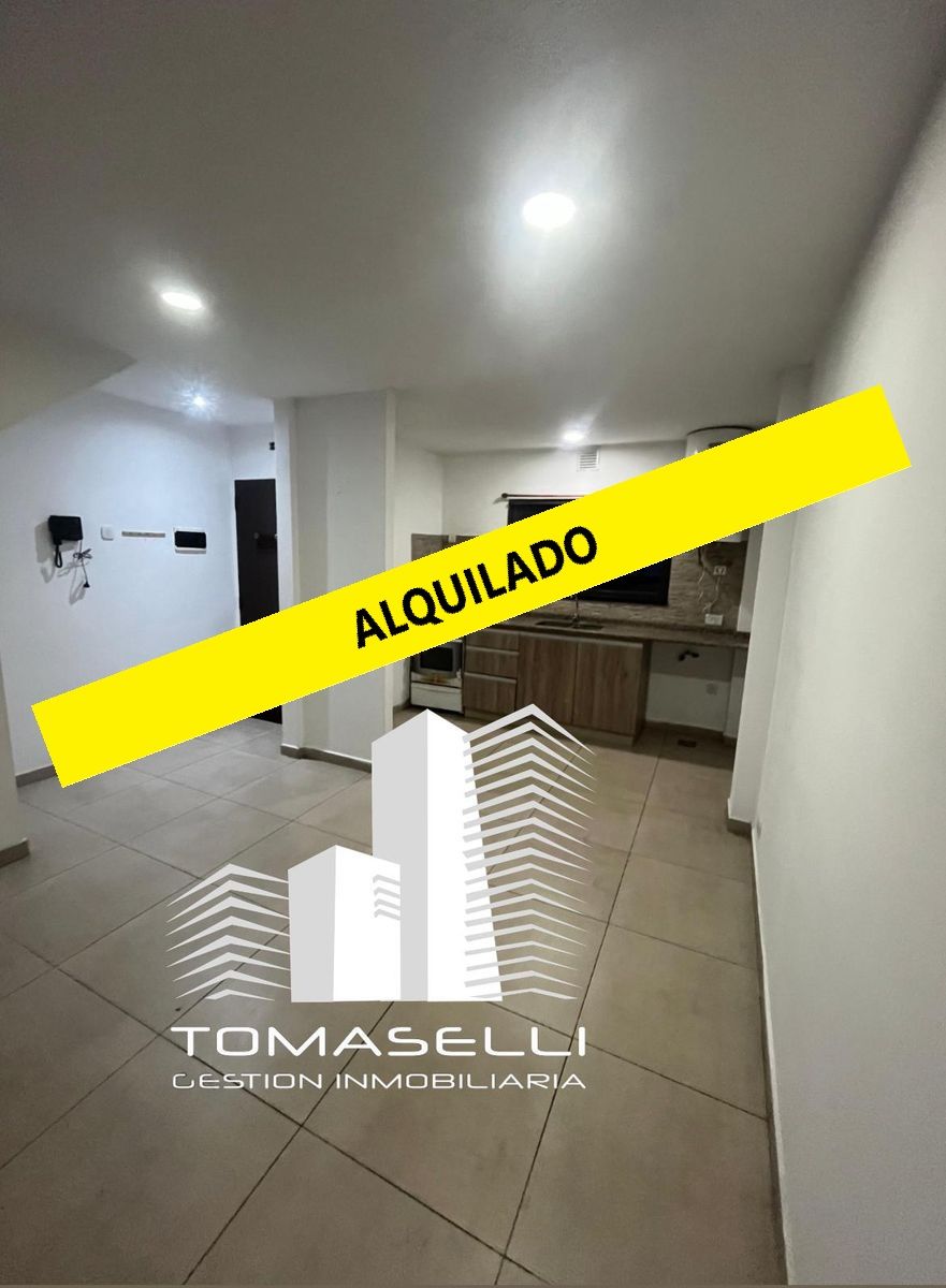 ALQUILER - DEPARTAMENTO 2 AMB. TIPO DUPLEX CON COCHERA - TAPIALES