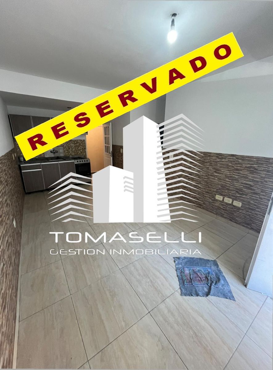 ALQUILER PH 3 AMBIENTES CON PATIO - LOMAS DEL MIRADOR