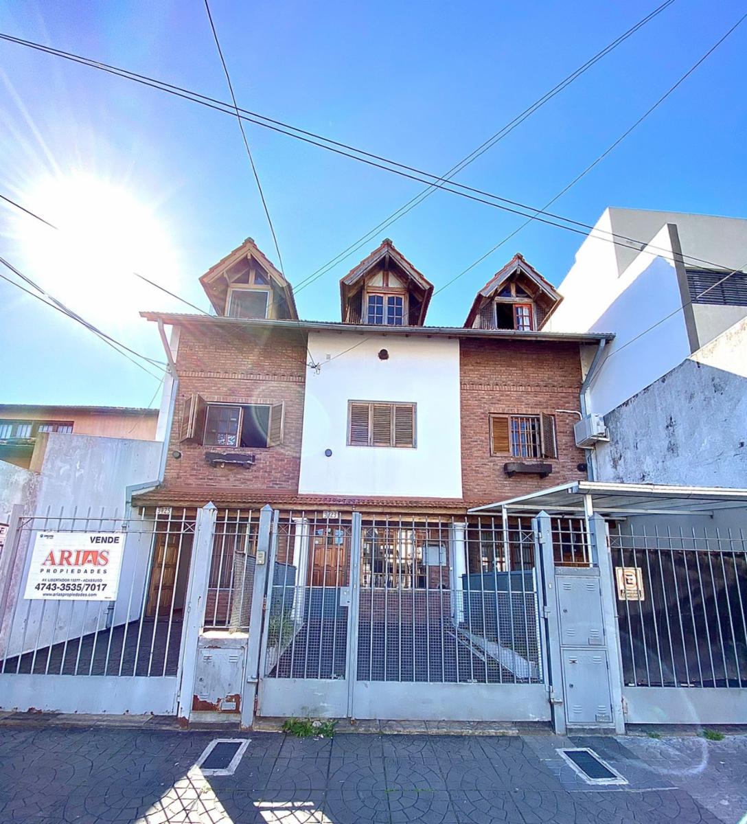 Duplex 4 amb c playroom y jardìn