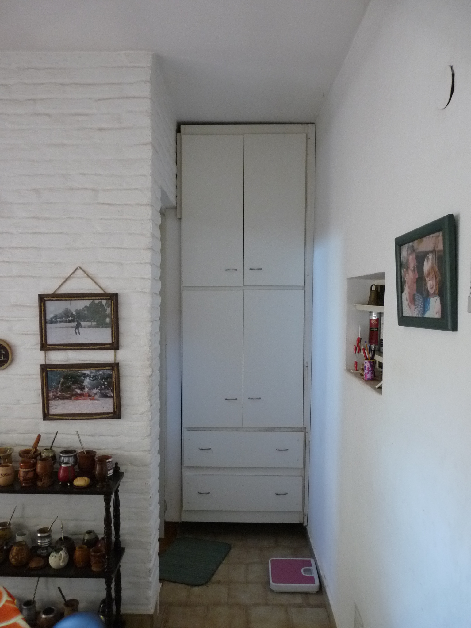 DEPARTAMENTO "Amplio" Tipo Casa - 2 Dormitorios con cochera, En excelente estado de conservación y mantenimiento.  