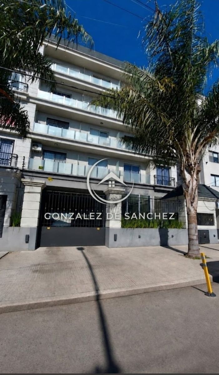 Alquiler Excelente Monoambiente Al Frente con Balcón