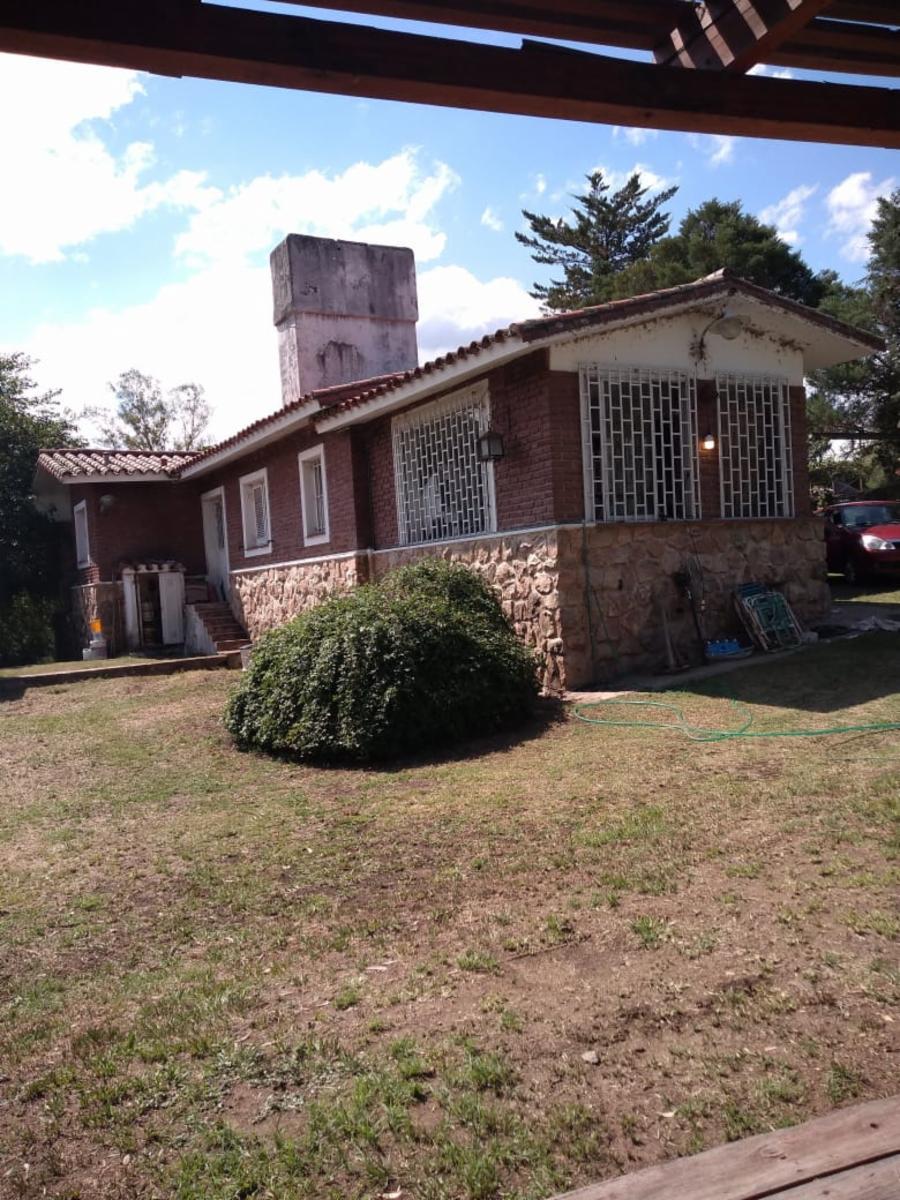 ALQUILER ANUAL, EXCELENTE PROPIEDAD EN VILLA DEL LAGO