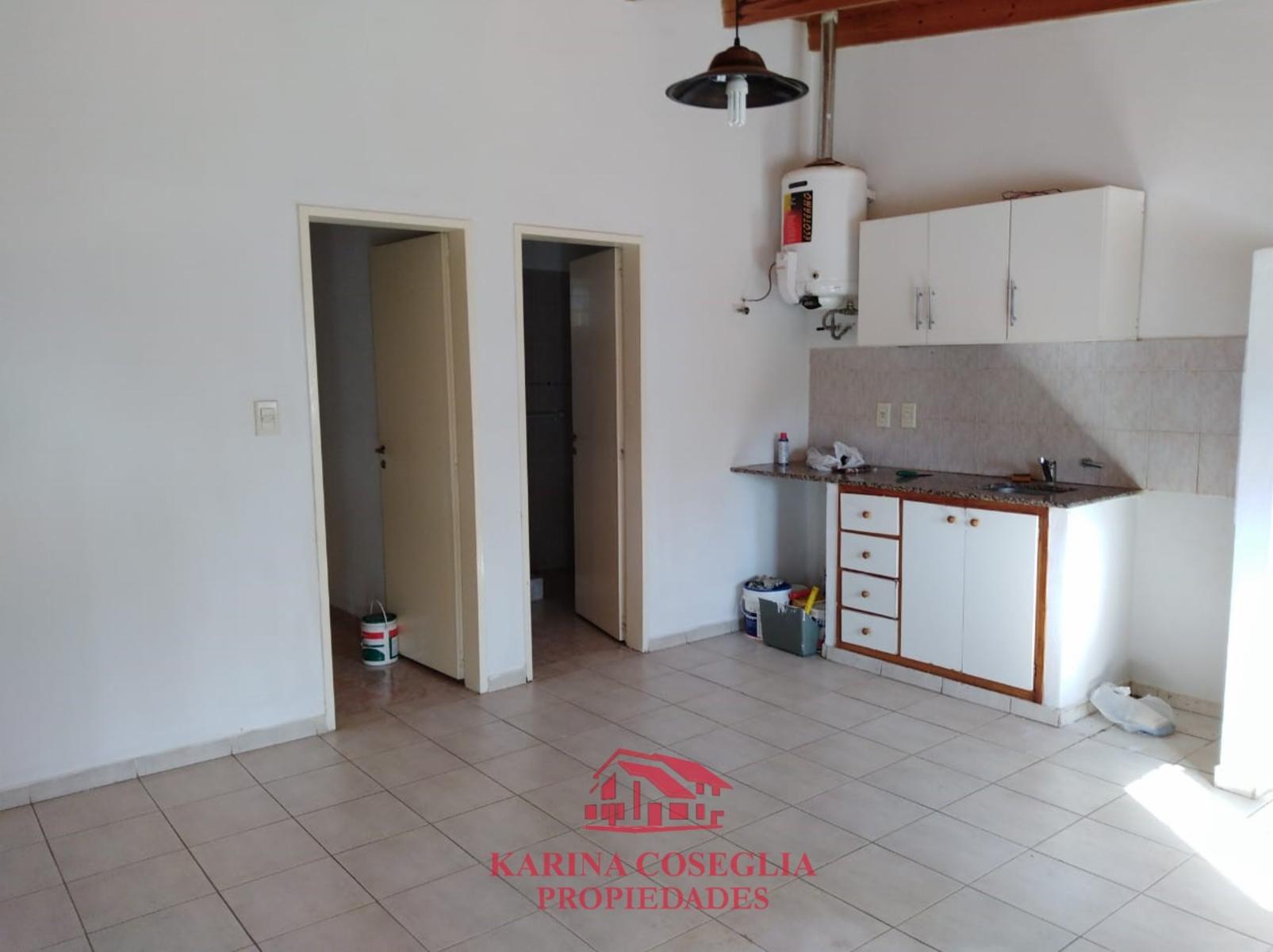 ALQUILER 2 AMBIENTES EN EL CENTRO DE PILAR