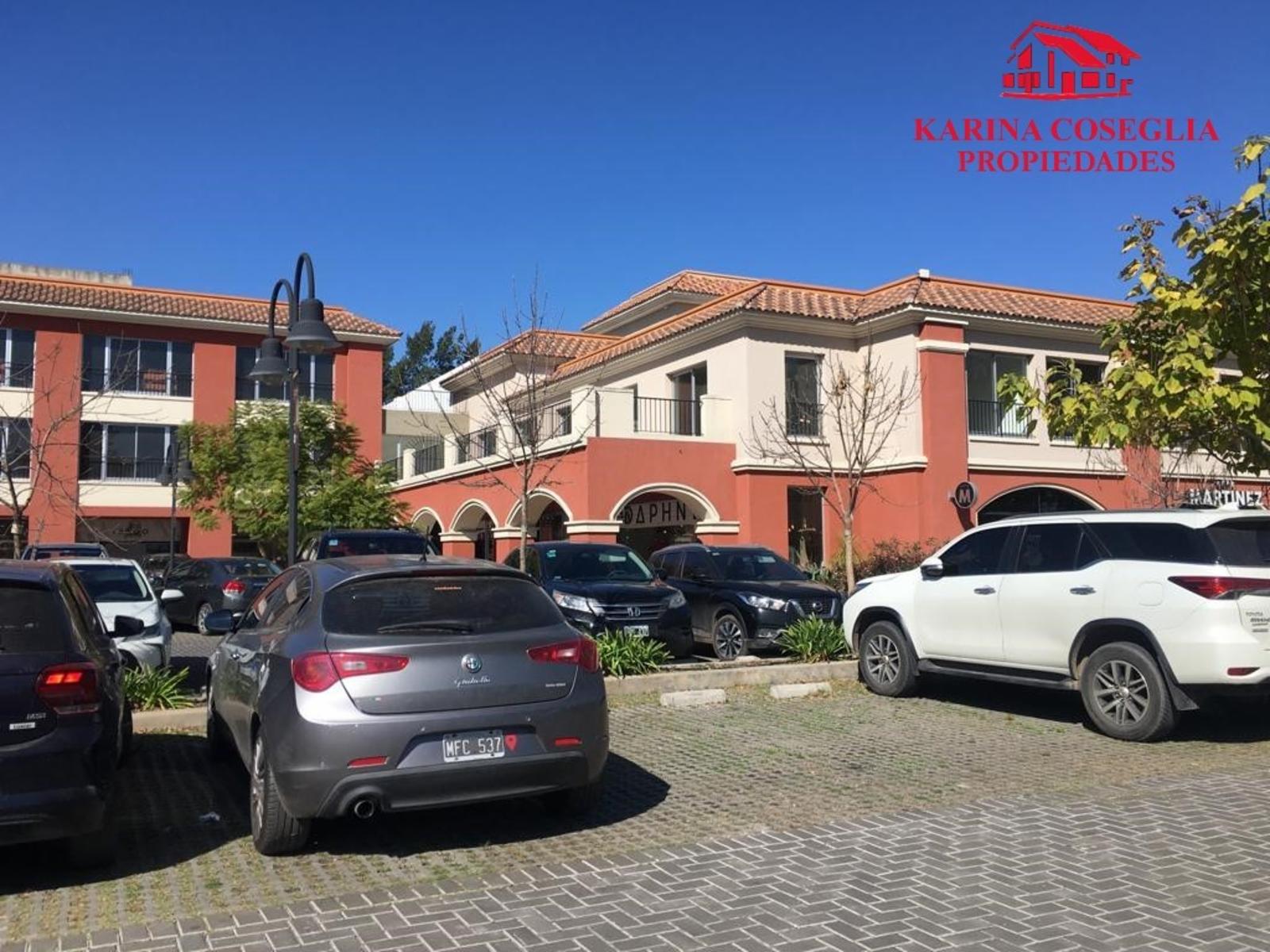 DEPTO DE 2 AMB , EN SUITE CON VESTIDOR Y TOILETTE