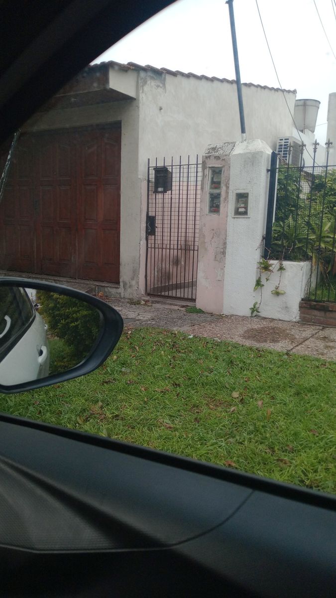 ALQUILER - PH 3AMB FONDO - MORON