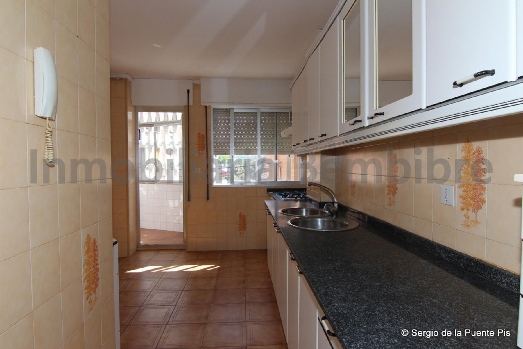 Alquila piso de 4 dormtorios