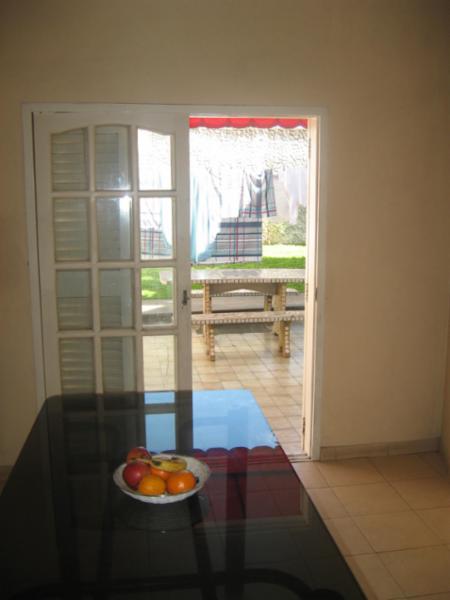 COMEDOR CON ACCESO A PATIO
