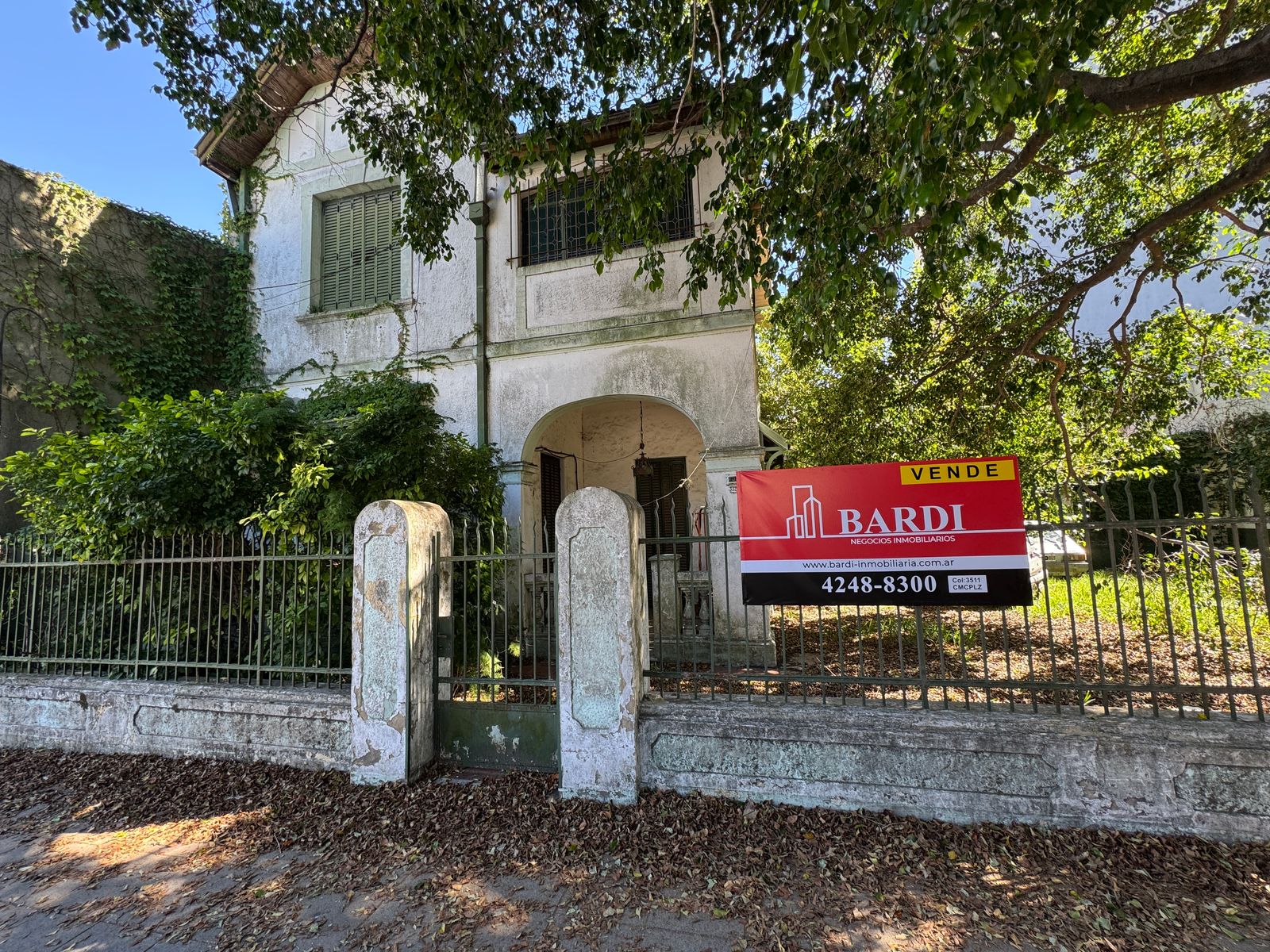 Oportunidad Casa a Refaccionar Emprendimiento Inmobiliario