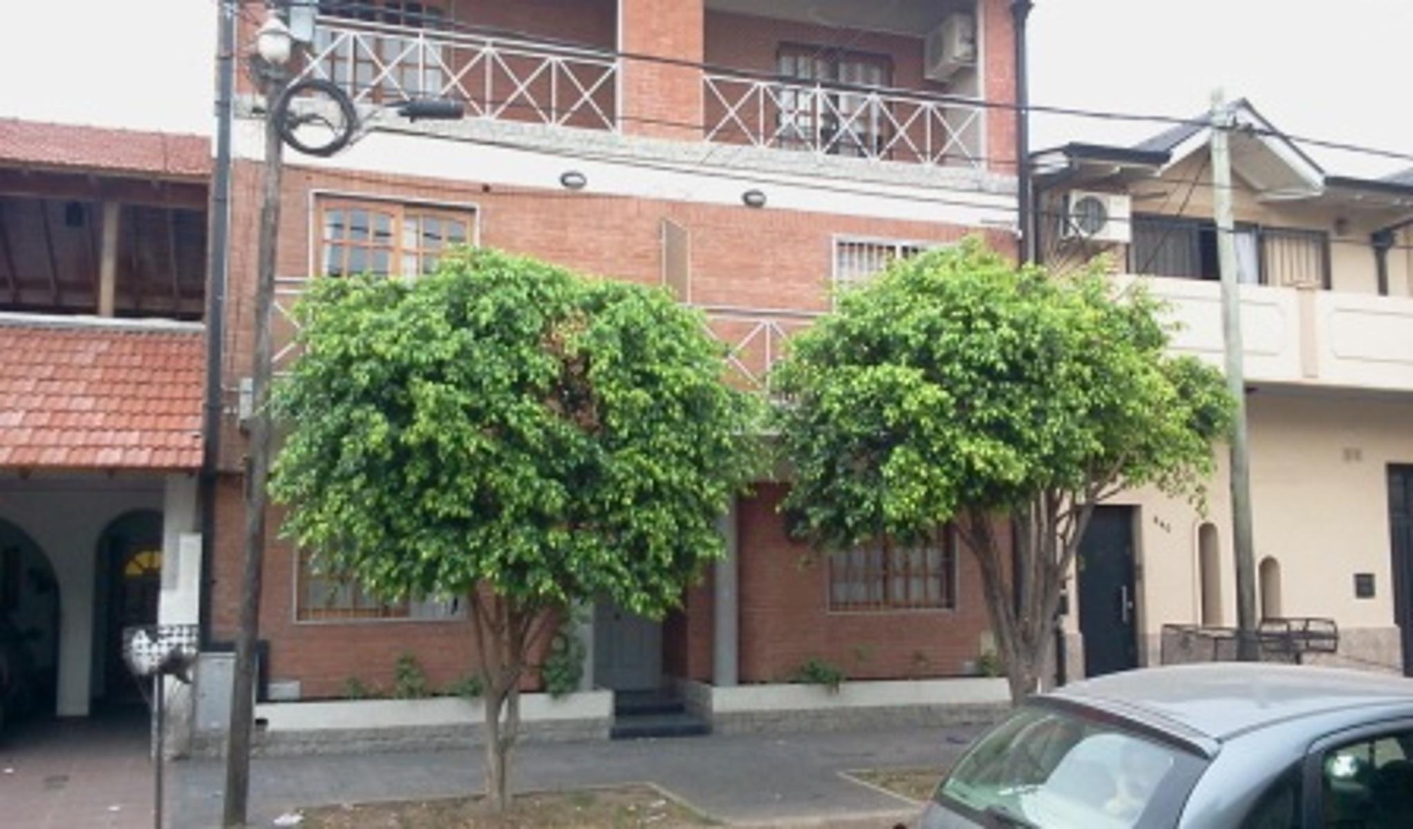 Alquiler Departamento 2 Ambientes Amplio Luminoso Baja Expensa