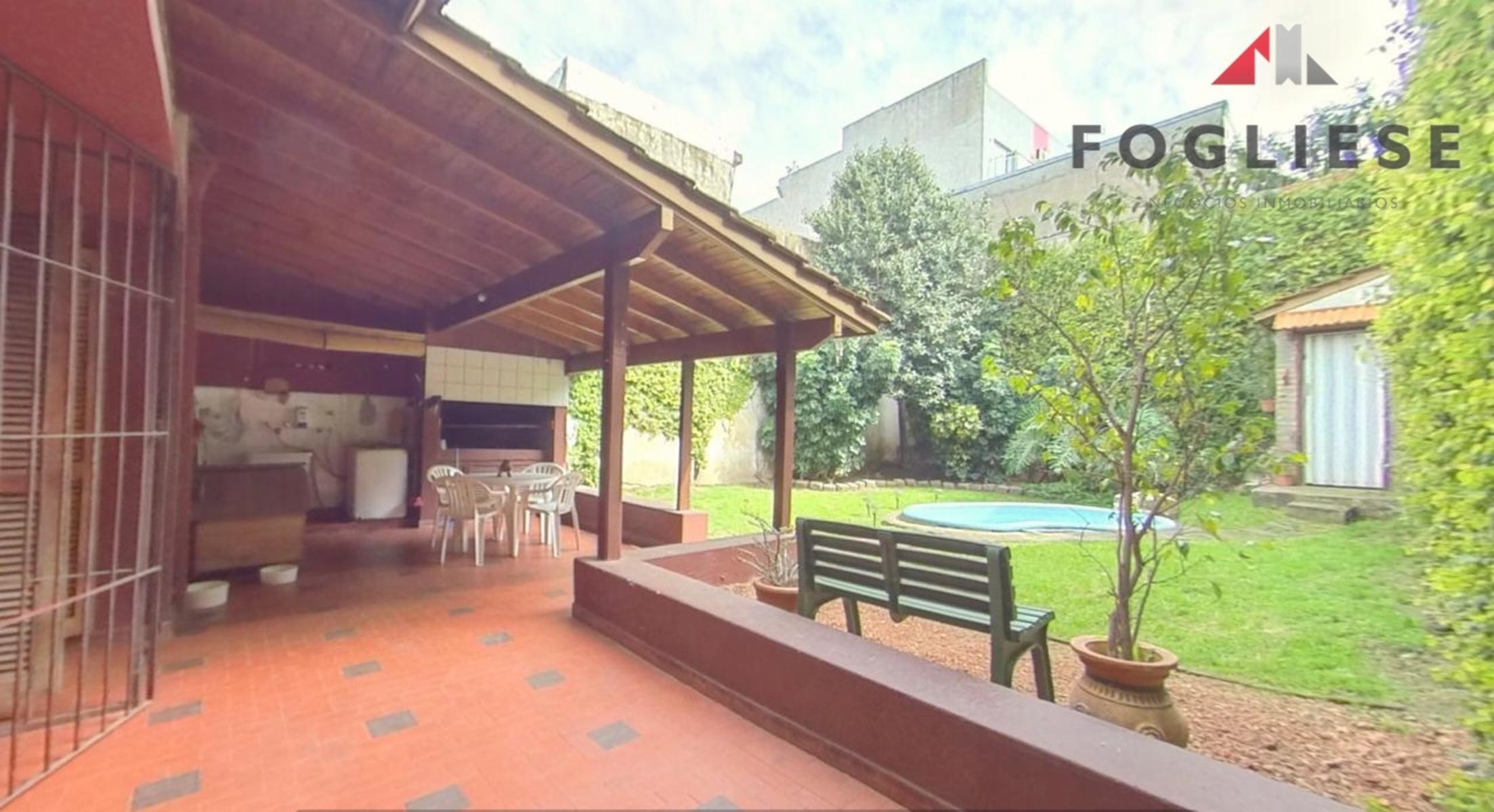  Excelente Casa de 5 Amb con Pileta, Jardin, Quincho, Garage