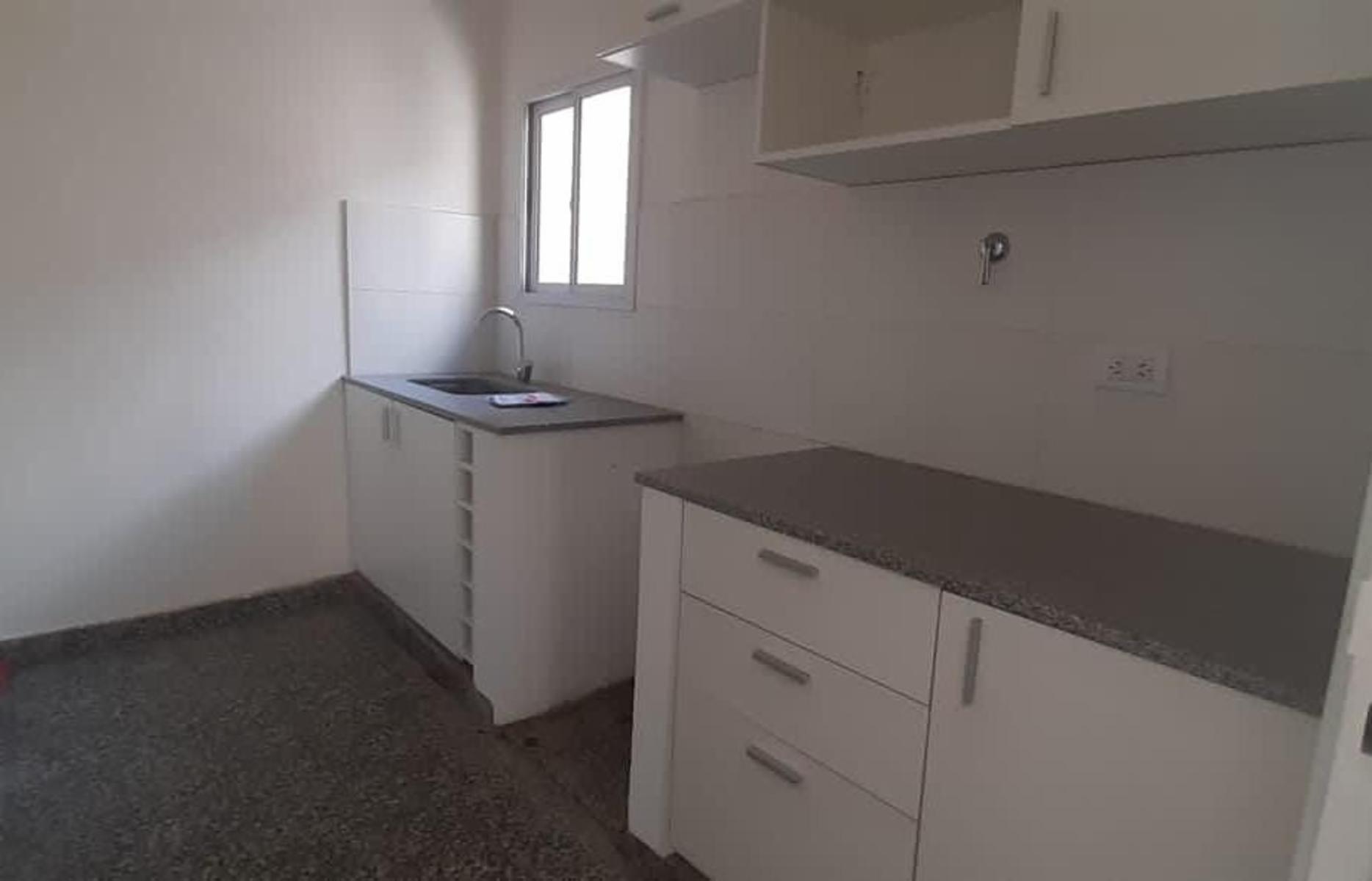 Venta casa reciclada 3 ambientes