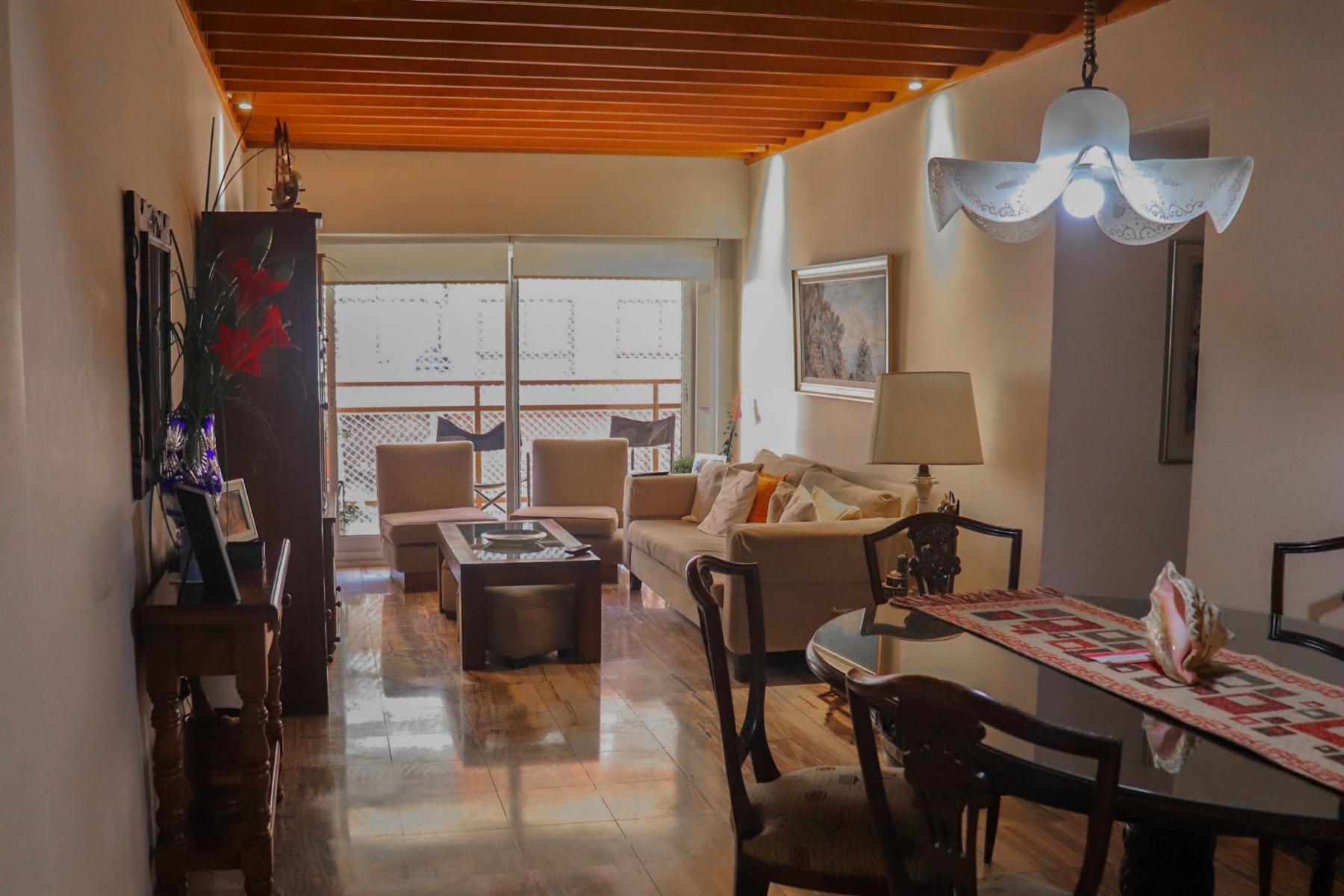 La Imprenta. Tres dormitorios, balcón corrido, amplios ambientes. cochera. baulera