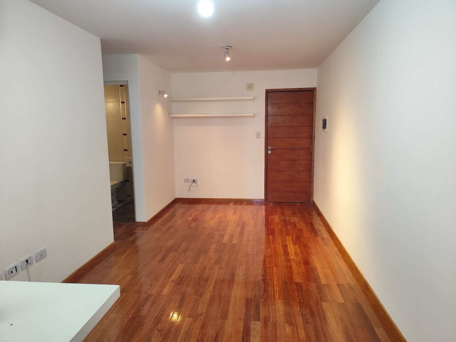 2 dormitorios con cochera parrilla y piscina