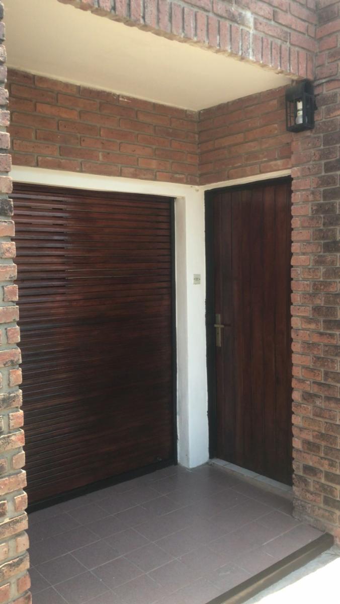 Hermosa propiedad en venta sobre complejo B° Alto Verde