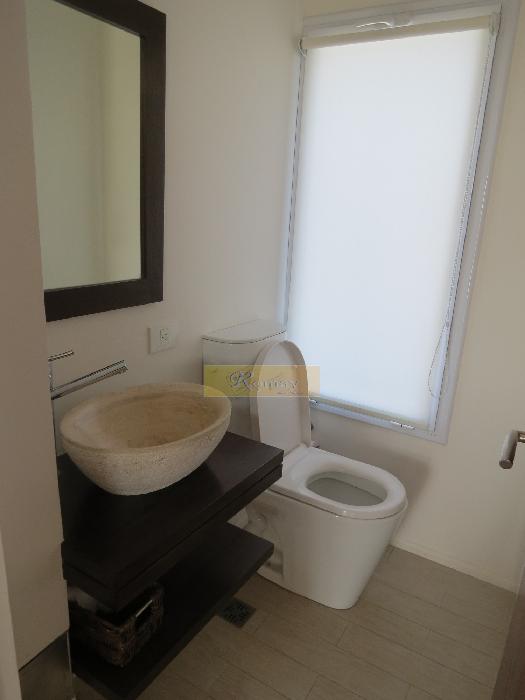 Excelente casa en 2 niveles 4 ambientes Piscina y Parque,
Haras del Sur, U$S410.000.-