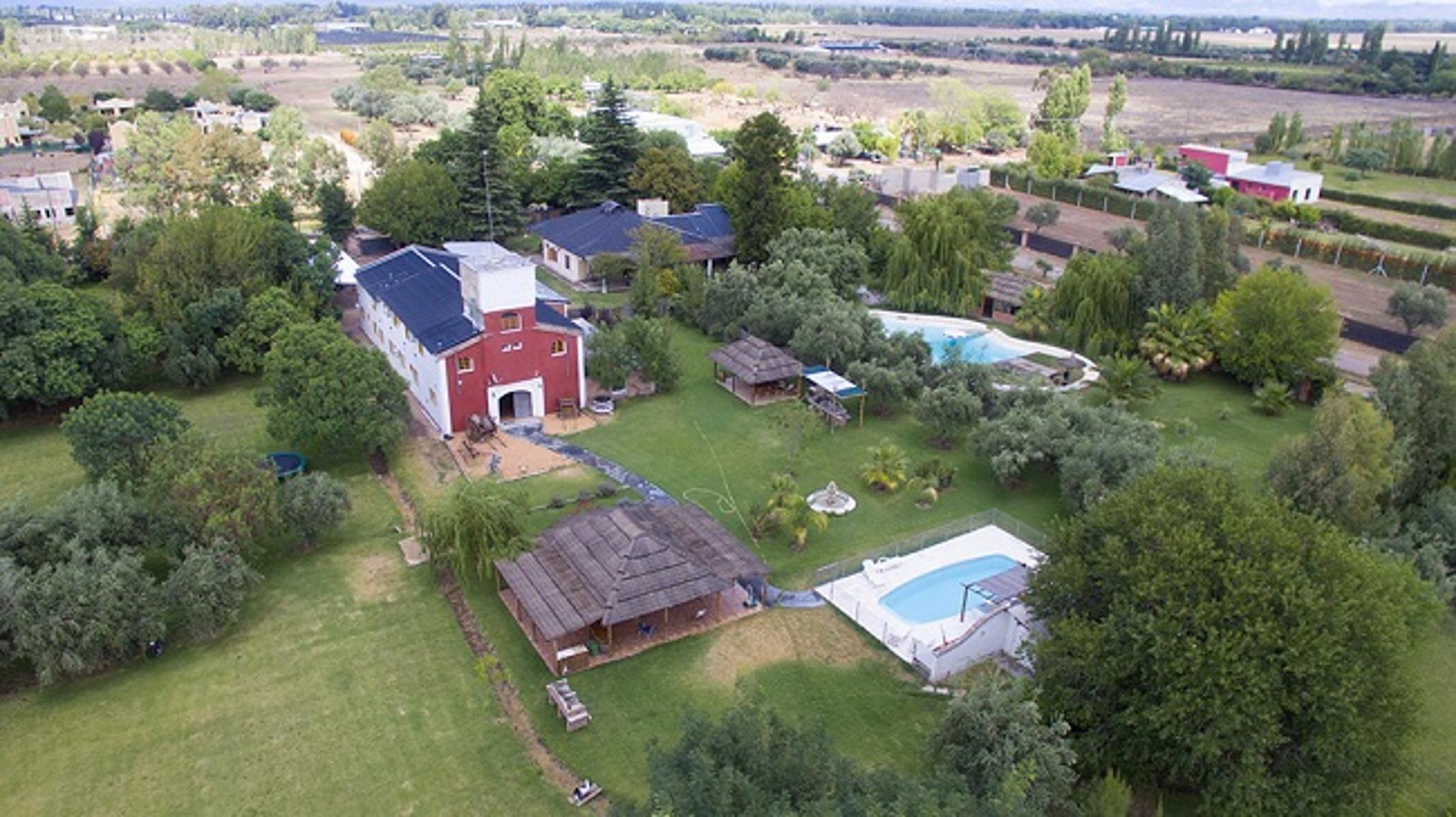 Exclusivo Apart Hotel –ex Bodega- en propiedad en San Rafael -Provincia de Mendoza-