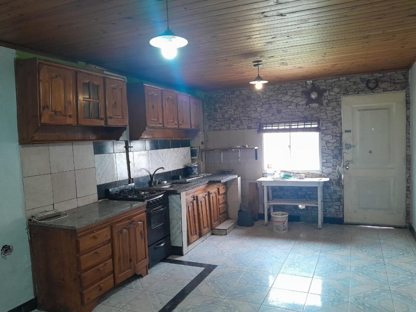 ALQUILER CASA 6 AMBIENTES. LA TABLADA