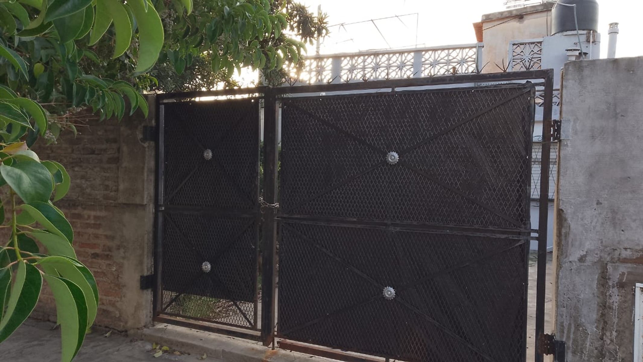 VENTA CASA 3 AMBIENTES. VILLA INSUPERABLE