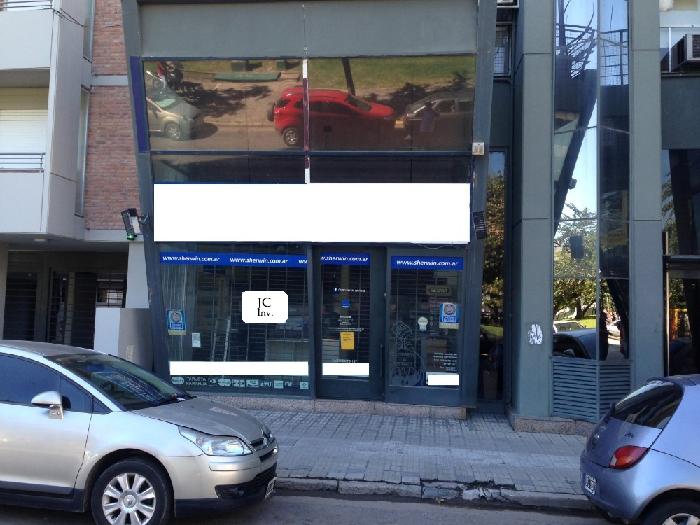 Excelente Local