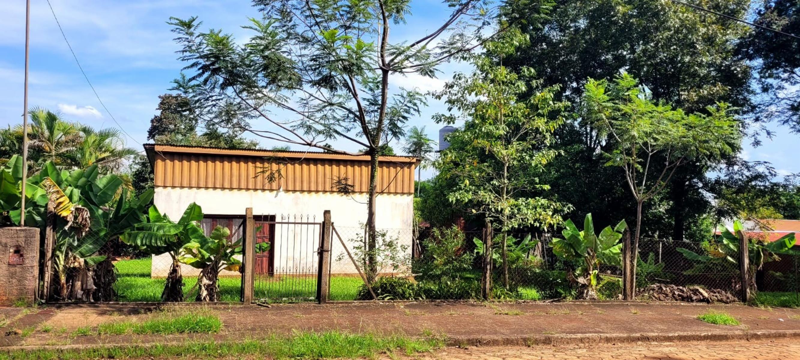 Vendo Amplo Lote Km 8 centro Eldorado