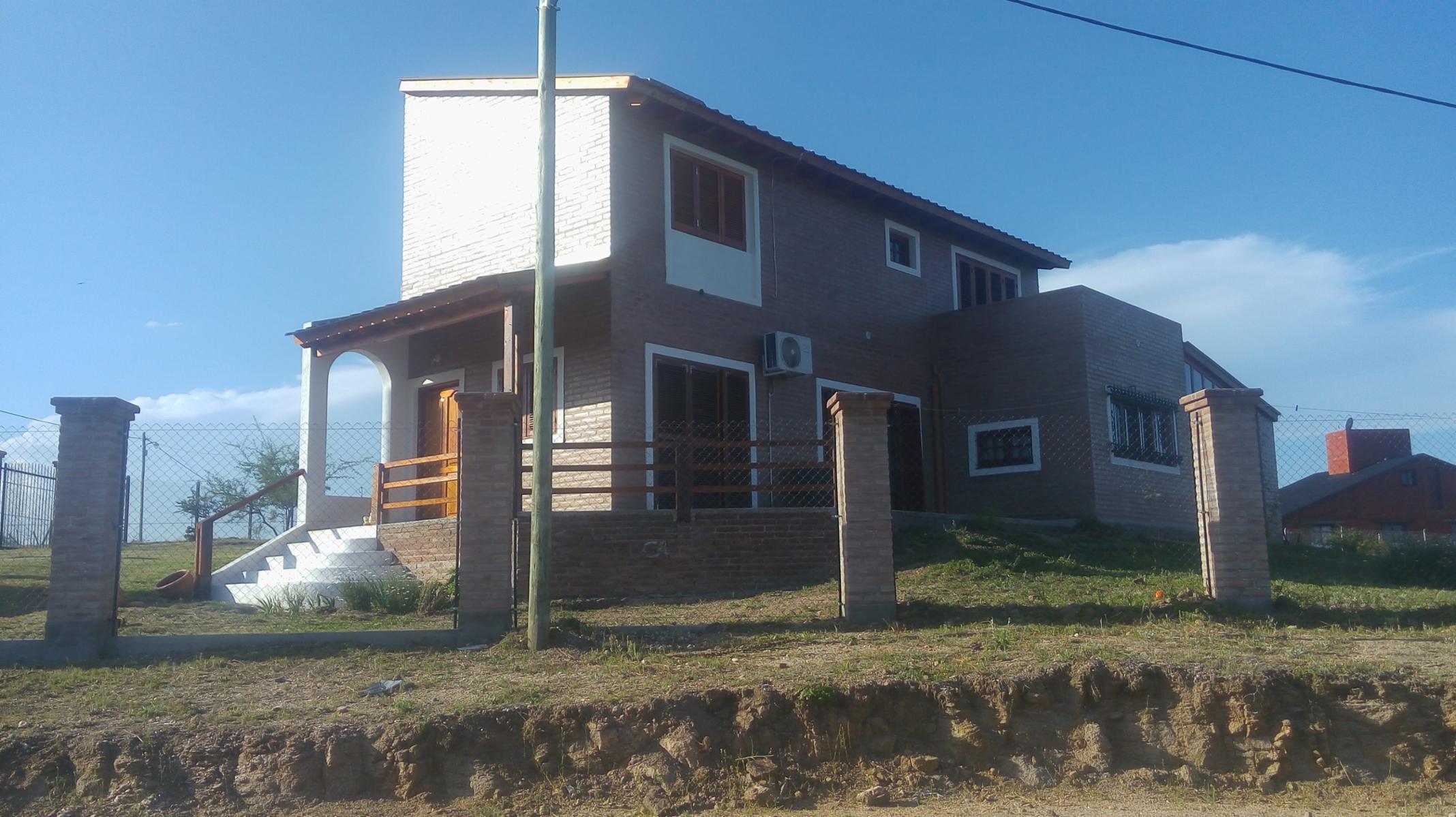 CASA EN CABALAGO