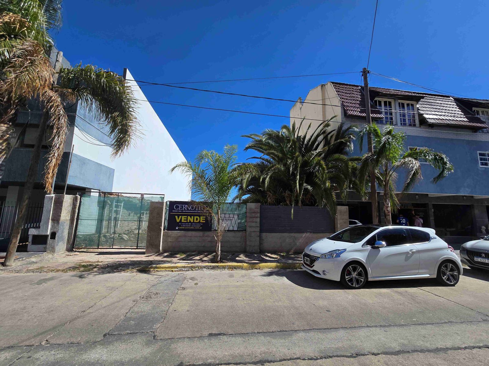TERRENO EN VENTA EN CARLOS PAZ, CÉNTRICO, IDEAL PARA CONSTRUIR HOTEL,LOCALES, OFICINAS Y DEPTOS