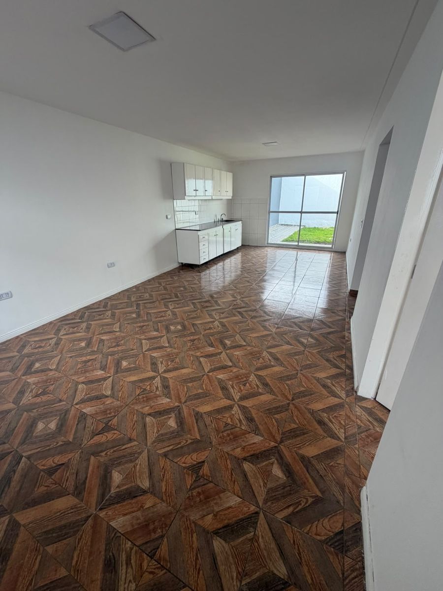 Alquiler pH 4 ambientes 2 patios Isidro Casanova