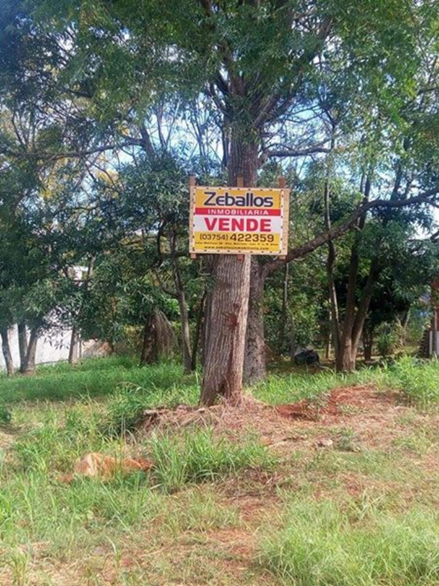 SE VENDE PROPIEDAD POR CALLE CORRIENTES