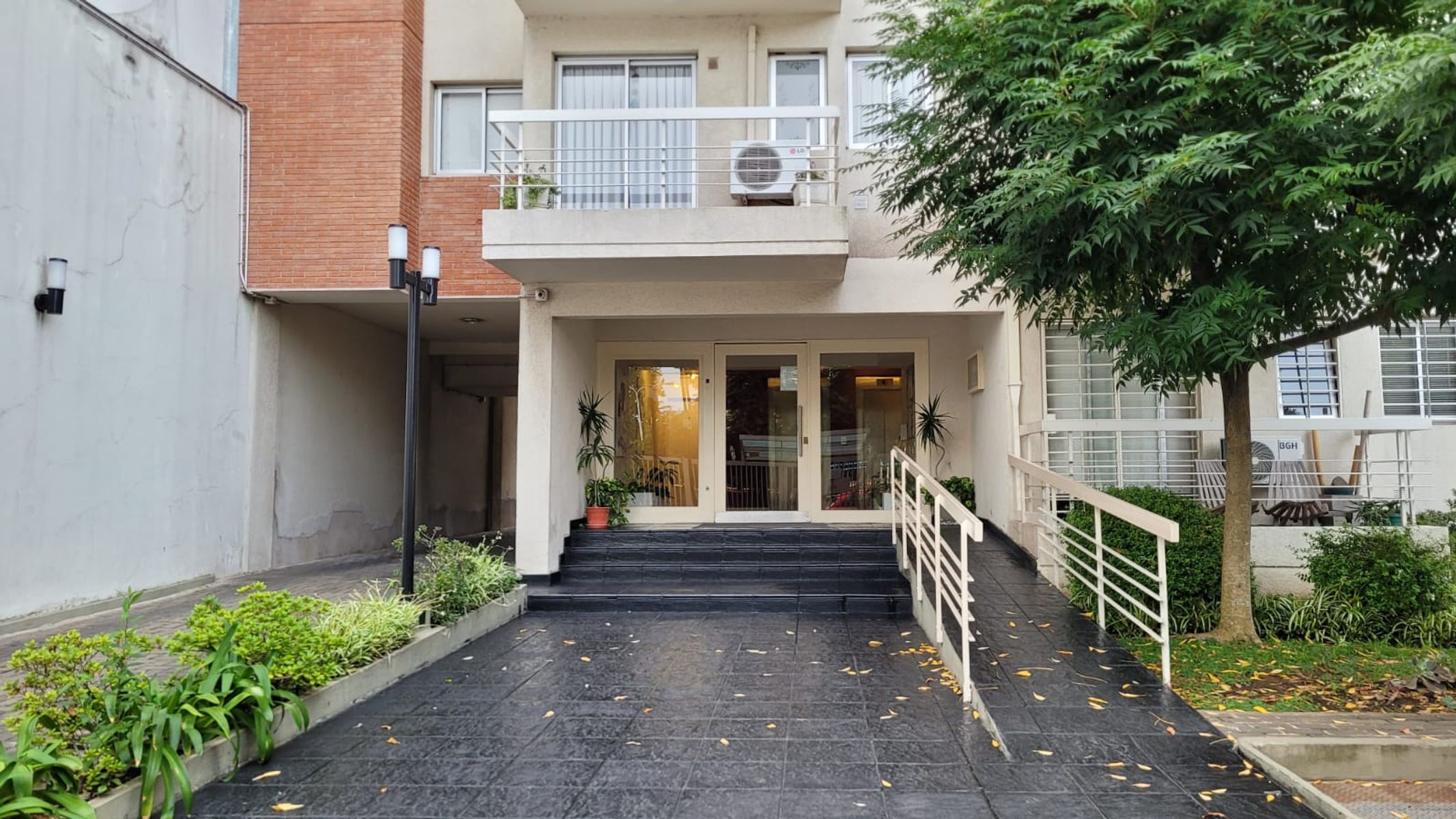 excelente departamento monoambiente 1º piso