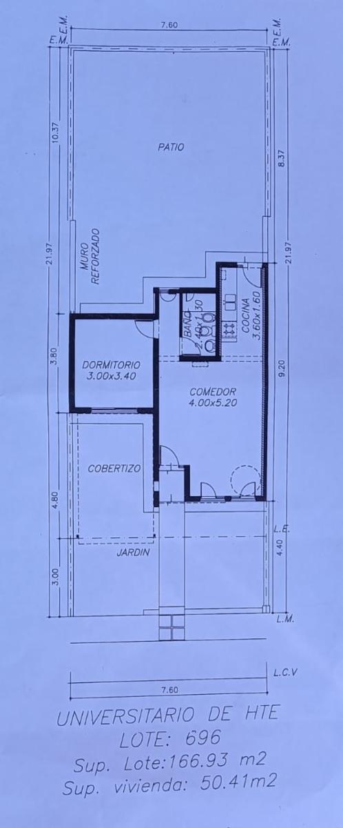 casa  en Barrio Universitario de Horizonte sobre ruta 36  ( Cordoba - Alta Gracia ), frente a la Universidad Catolica, consta de cocina, comedor diario, dormitorio, baño y patio.