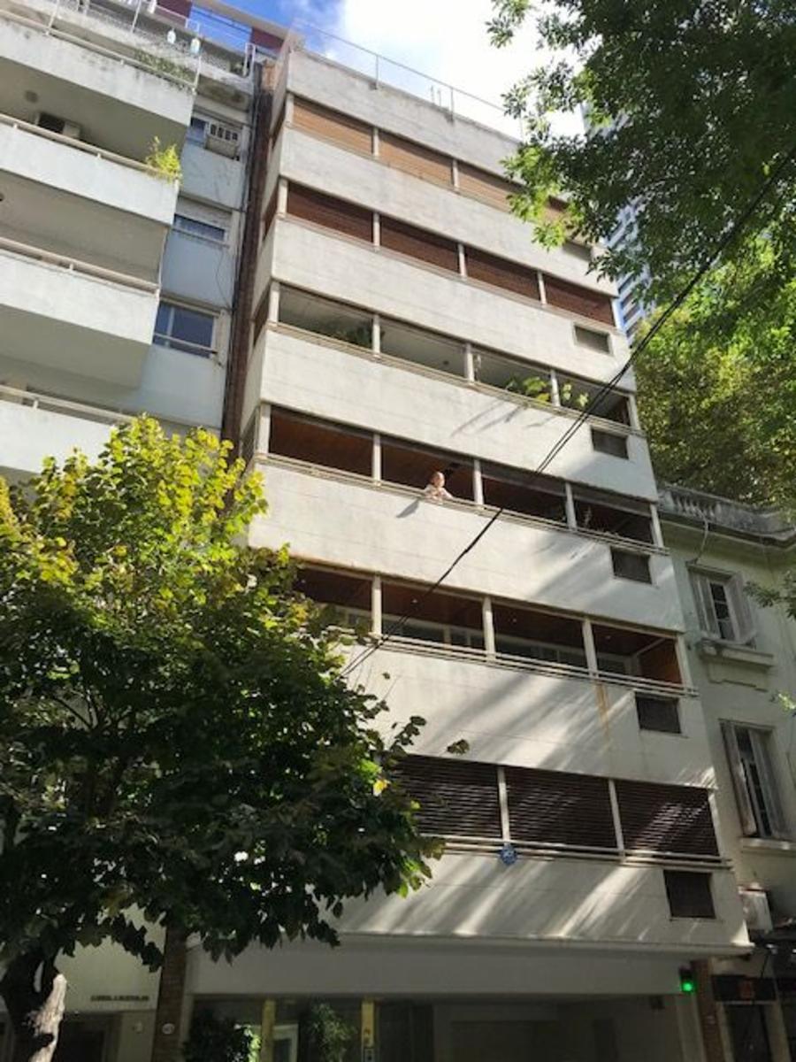 HERMOSO DUPLEX DE 3 AMBIENTES CON PATIO