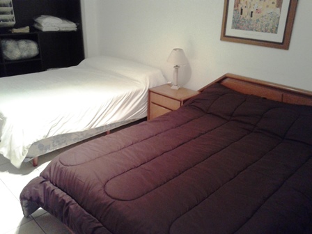 alquilo por dia   Palermo Queens   departamento 2/4personas  Movistararena conciertos l hospital italiano naval y guemes whatsapp+5491130779977 cocheras wifi free Y NETFLIX