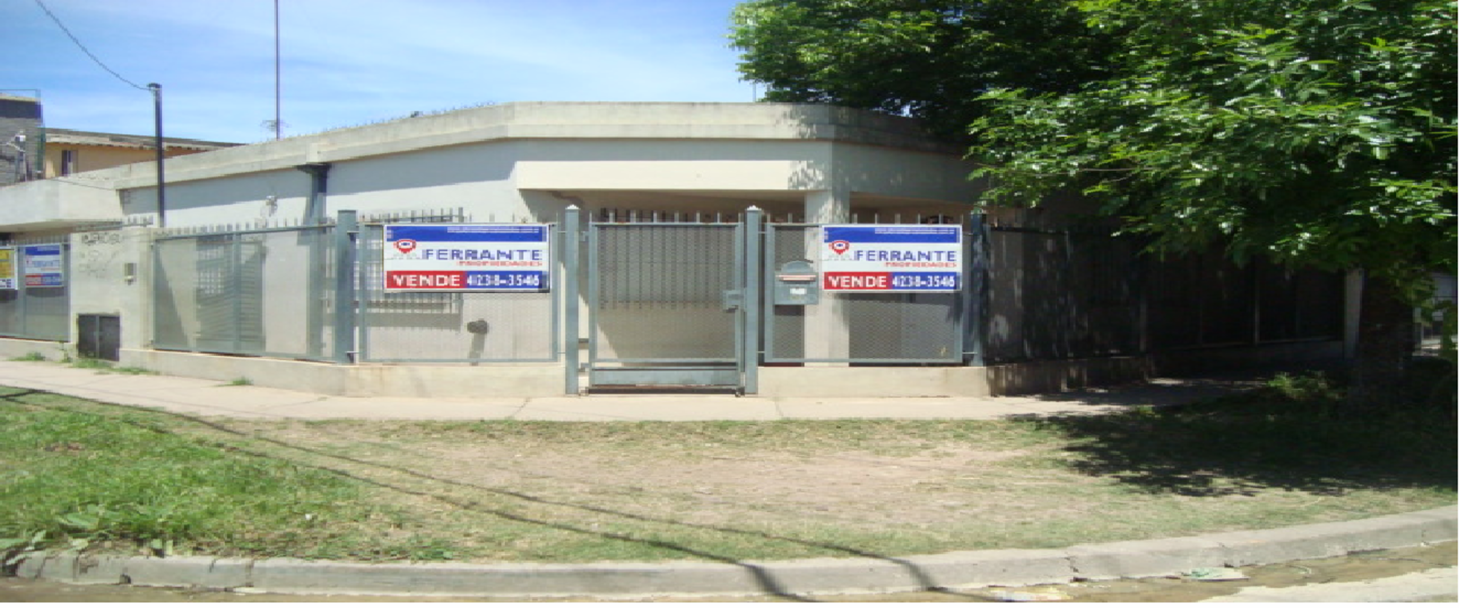 BURZACO: VENTA DE 2 DPTOS ,2 AMBIENTES COMODOS, LUMINOSOS, CON COCHERA Y PATIO ( VENTA EN BLOQUE )